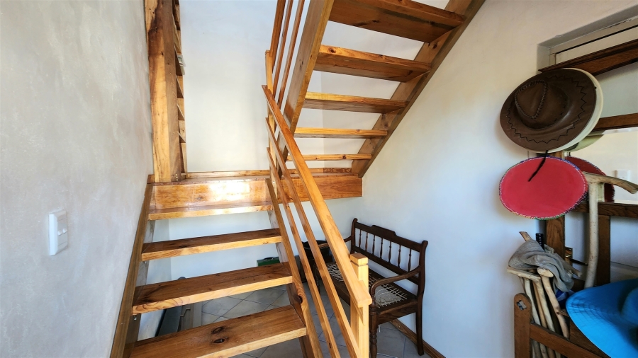 5 Bedroom Property for Sale in Country Club Western Cape